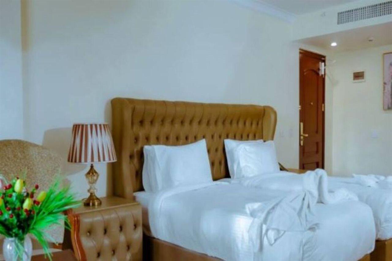 The Grand Palace Hotel Addis Ababa Bagian luar foto